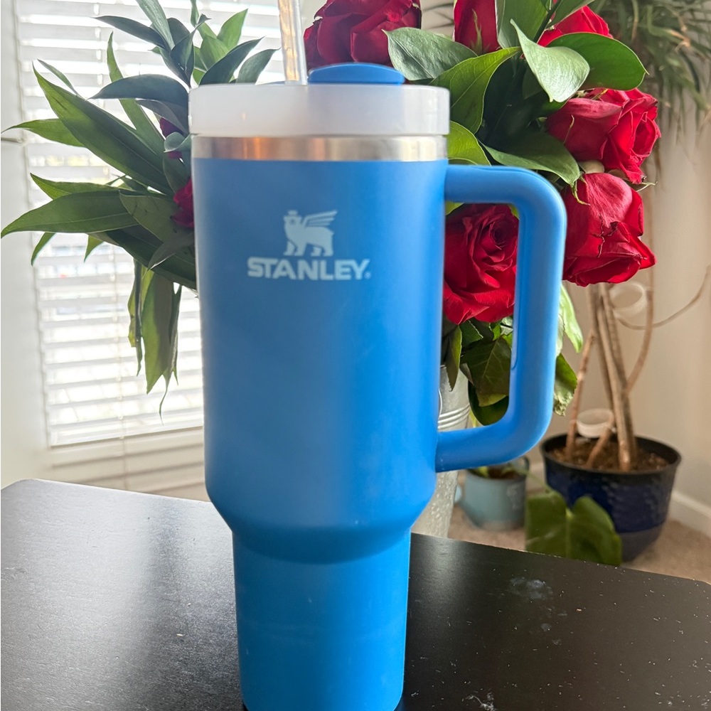 Stanley Blue Travel Mug with Handle and White Lid